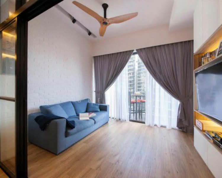 Boathouse Residences, 33 Upper Serangoon View, 2 Bedrooms, 732 sqft, Condominium For Sale, by Bee Lim, 500154552 - Living Room - PropertyGuru.com.sg