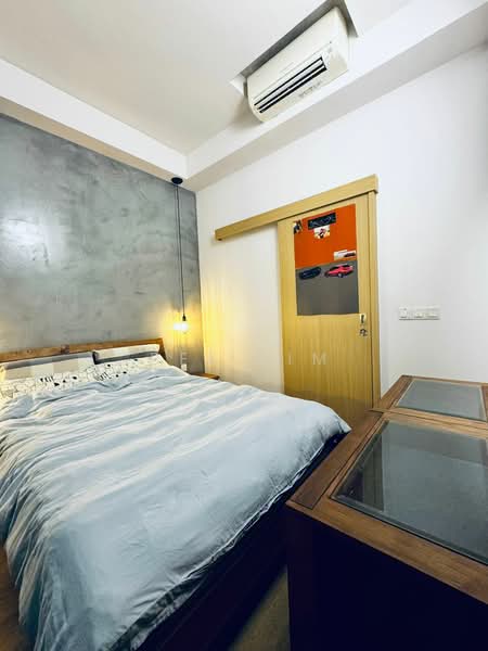 Boathouse Residences, 33 Upper Serangoon View, 2 Bedrooms, 732 sqft, Condominium For Sale, by Bee Lim, 500154552 - Bedroom - PropertyGuru.com.sg