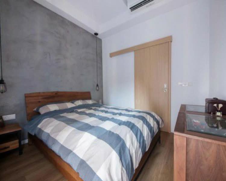 Boathouse Residences, 33 Upper Serangoon View, 2 Bedrooms, 732 sqft, Condominium For Sale, by Bee Lim, 500154552 - Bedroom - PropertyGuru.com.sg