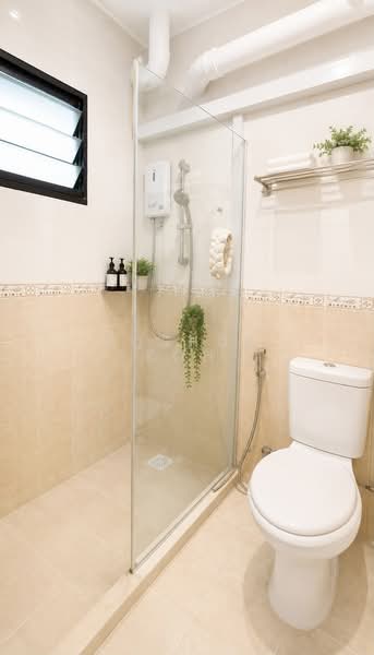 669C Jurong West Street 64, 669C Jurong West Street 64, 4 Bedrooms, 1,399 sqft, HDB Flat For Sale, by Joshua Koh, 500154556 - Bathroom - PropertyGuru.com.sg