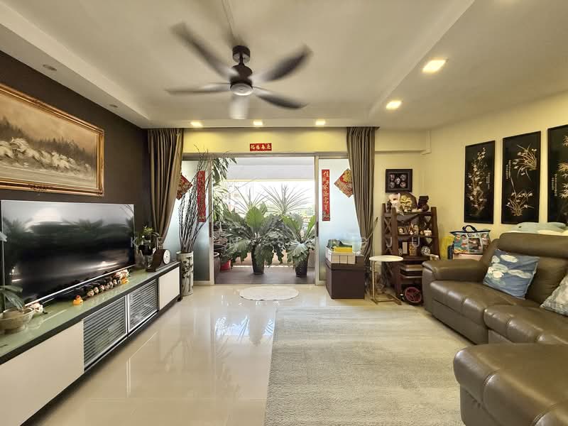 115 Clementi Street 13, 115 Clementi Street 13, 4 Bedrooms, 1,733 sqft, HDB Flat For Sale, by Kevin Sangju, 500154561 - Living Room - PropertyGuru.com.sg