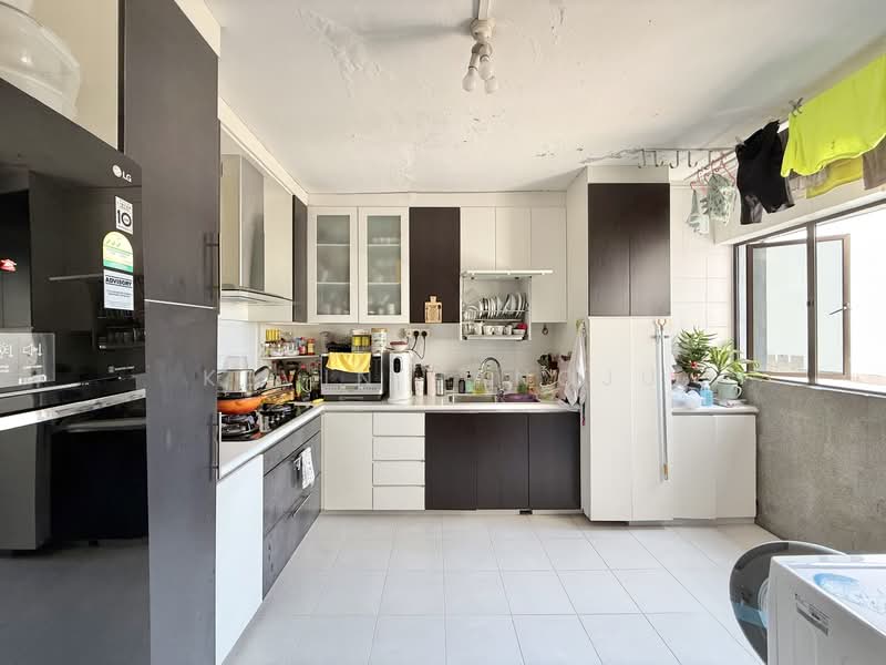 115 Clementi Street 13, 115 Clementi Street 13, 4 Bedrooms, 1,733 sqft, HDB Flat For Sale, by Kevin Sangju, 500154561 - Kitchen - PropertyGuru.com.sg