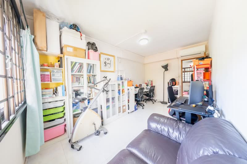 715 Woodlands Drive 70, 715 Woodlands Drive 70, 3 Bedrooms, 1,076 sqft, HDB Flat For Sale, by Kai Mun, 500154569 - Study - PropertyGuru.com.sg