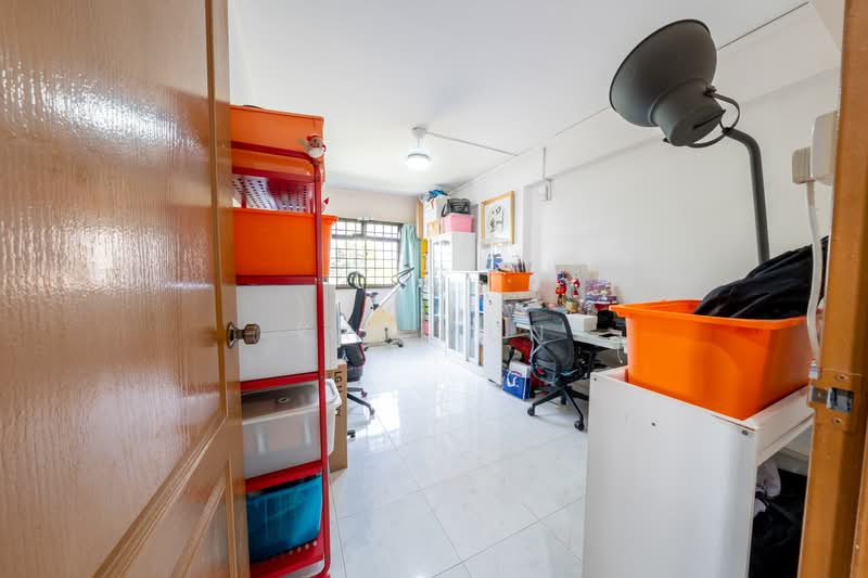715 Woodlands Drive 70, 715 Woodlands Drive 70, 3 Bedrooms, 1,076 sqft, HDB Flat For Sale, by Kai Mun, 500154569 - Study - PropertyGuru.com.sg