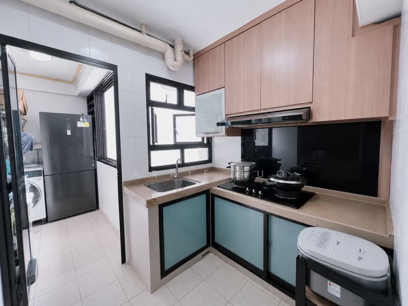 337C Tah Ching Road, 337C Tah Ching Road, 3 Bedrooms, 1,011 sqft, HDB Flat For Sale, by Carrie Guo, 500154587 - Kitchen - PropertyGuru.com.sg