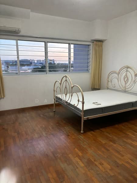 Sherwood Towers, 3 Jalan Anak Bukit, 3 Bedrooms, 1,830 sqft, Apartment For Sale, by Danny Ou, 500154590 - Bedroom - PropertyGuru.com.sg