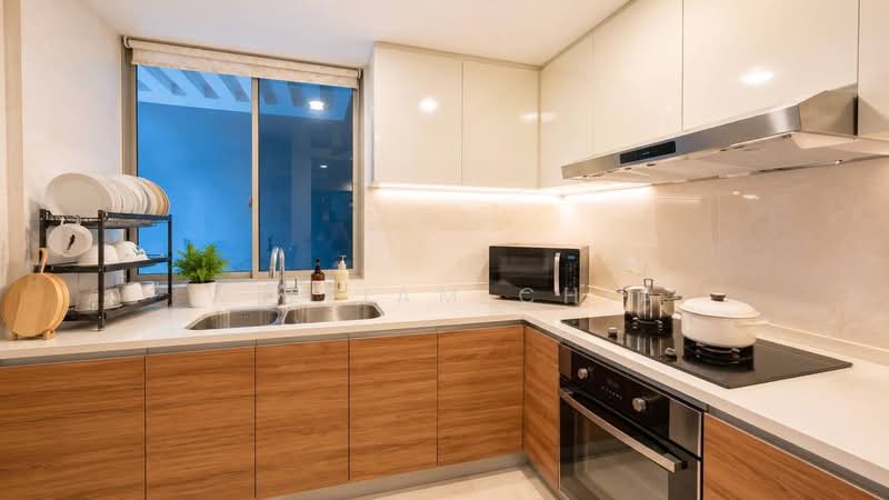 Waterfront Key, 780 Bedok Reservoir Road, 4 Bedrooms, 1,442 sqft, Condominium For Sale, by William Chia, 500154594 - Kitchen - PropertyGuru.com.sg