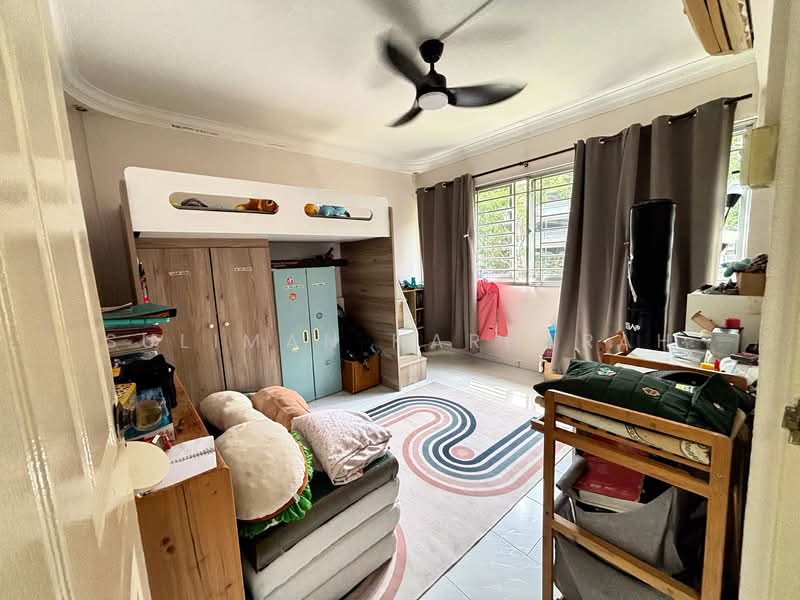 208 Choa Chu Kang Central, 208 Choa Chu Kang Central, 4 Bedrooms, 1,603 sqft, HDB Flat For Sale, by Suliman Harharah, 500154603 - Bedroom - PropertyGuru.com.sg