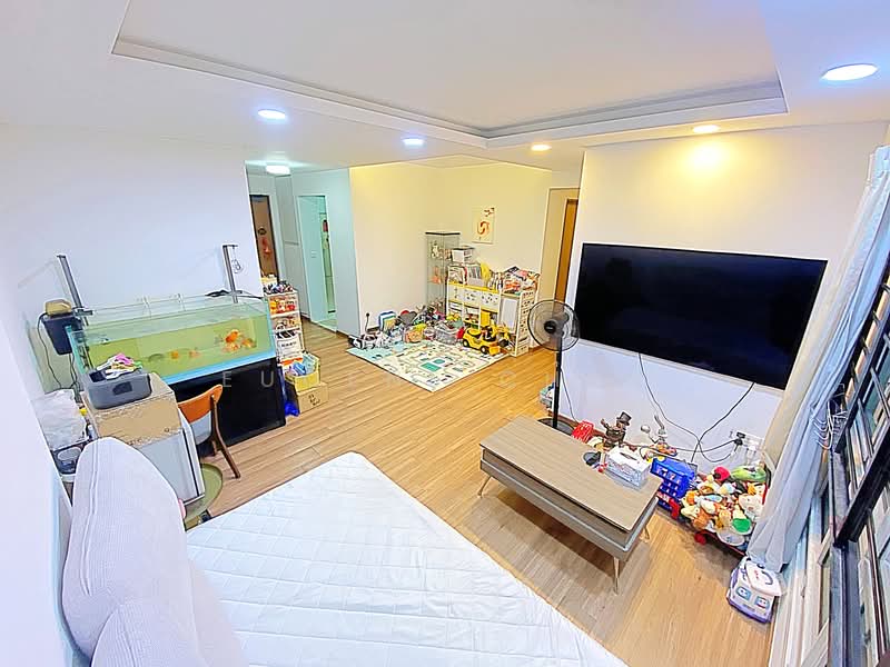 194A Bukit Batok West Avenue 6, 194A Bukit Batok West Avenue 6, 3 Bedrooms, 1,001 sqft, HDB Flat For Sale, by Eugene Chen, 500154604 - Living Room - PropertyGuru.com.sg