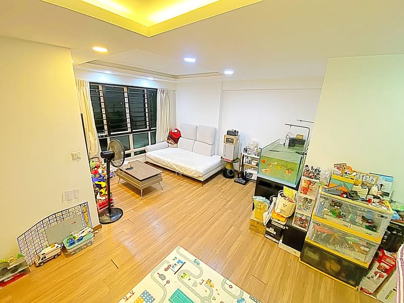 194A Bukit Batok West Avenue 6, 194A Bukit Batok West Avenue 6, 3 Bedrooms, 1,001 sqft, HDB Flat For Sale, by Eugene Chen, 500154604 - Living Room - PropertyGuru.com.sg