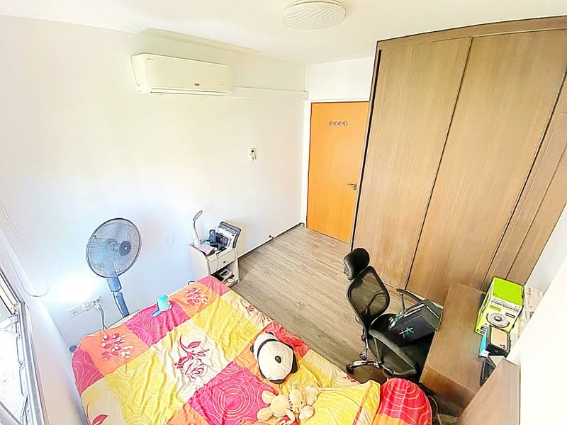194A Bukit Batok West Avenue 6, 194A Bukit Batok West Avenue 6, 3 Bedrooms, 1,001 sqft, HDB Flat For Sale, by Eugene Chen, 500154604 - Bedroom - PropertyGuru.com.sg