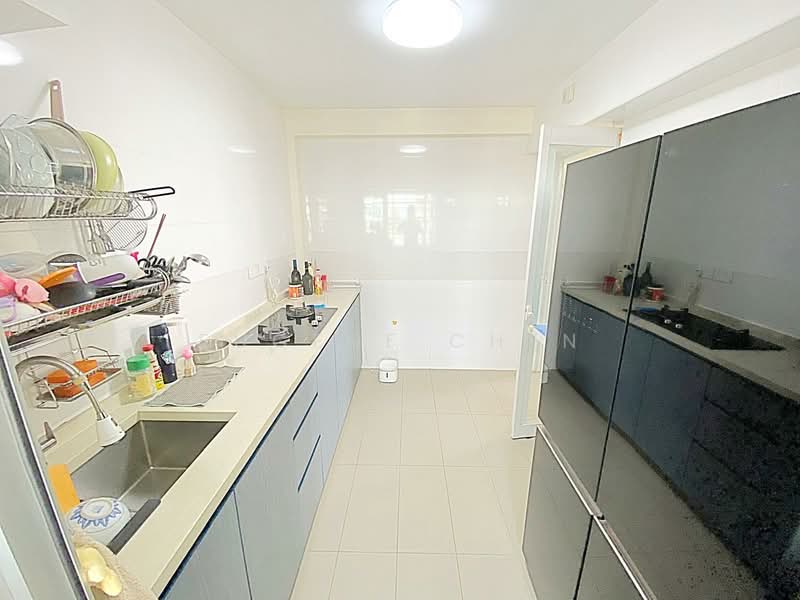 194A Bukit Batok West Avenue 6, 194A Bukit Batok West Avenue 6, 3 Bedrooms, 1,001 sqft, HDB Flat For Sale, by Eugene Chen, 500154604 - Kitchen - PropertyGuru.com.sg