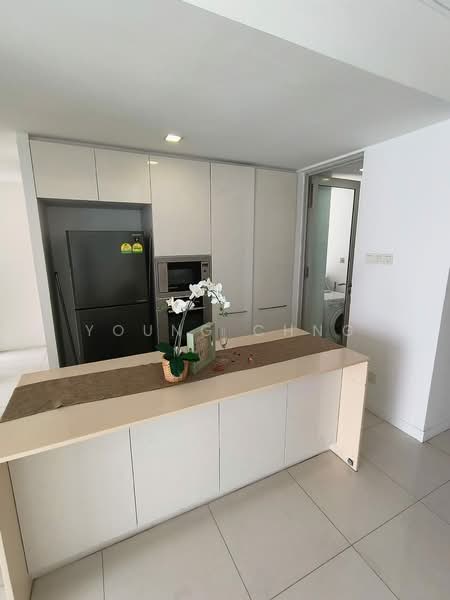 The Centris, 67 Jurong West Central 3, Room Rental, 108 sqft, Apartment For Rent, by Young Chng, 500154605 - Kitchen - PropertyGuru.com.sg