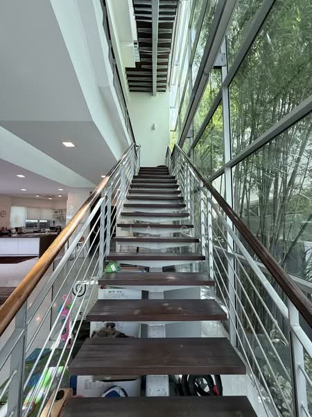 Wareham road, , 8 Bedrooms, 8,000 sqft, Detached House For Sale, by Julia Goh, 500154614 - Interior - PropertyGuru.com.sg