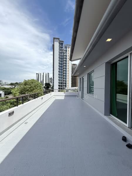 Wareham road, , 8 Bedrooms, 8,000 sqft, Detached House For Sale, by Julia Goh, 500154614 - Exterior - PropertyGuru.com.sg