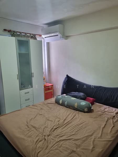 309 Serangoon Avenue 2, 309 Serangoon Avenue 2, Room Rental, 150 sqft, HDB Flat For Rent, by Raelene Tan, 500154616 - Bedroom - PropertyGuru.com.sg