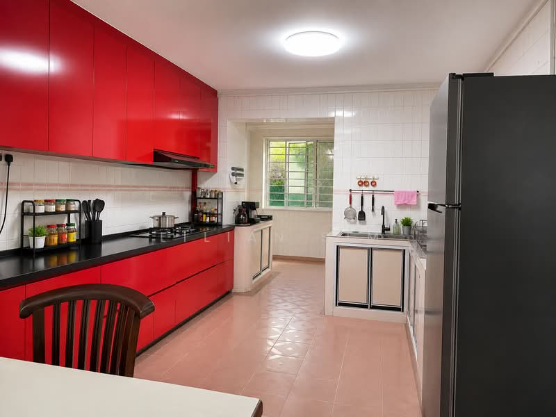 124 Pasir Ris Street 11, 124 Pasir Ris Street 11, 3 Bedrooms, 1,130 sqft, HDB Flat For Sale, by Lilian Sim, 500154617 - Kitchen - PropertyGuru.com.sg