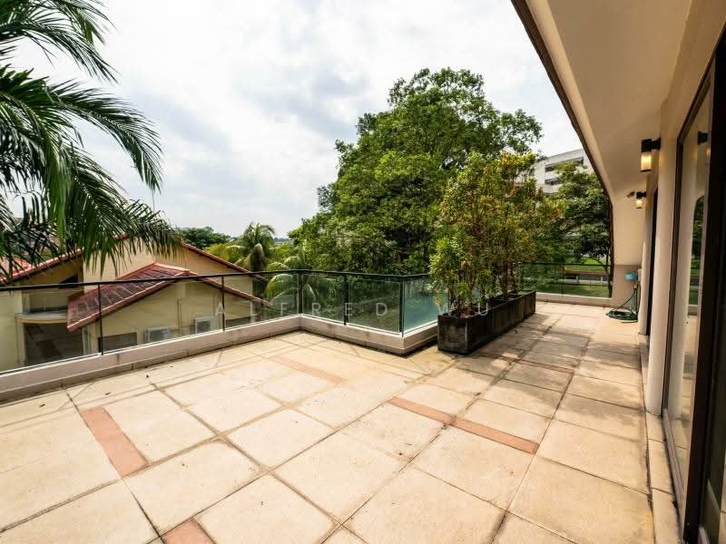 🏡 Prestig & Space at Oriole Crescent - 尊贵地段,宽阔空间,传承世家的理想府邸, , 7 Bedrooms, 15,000 sqft, Detached House For Sale, by Alfred Wu, 500154633 - Balcony - PropertyGuru.com.sg