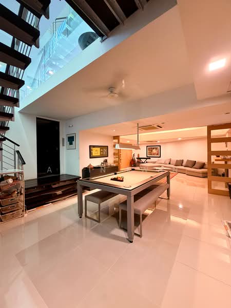 Wareham Road, , 6 Bedrooms, 8,000 sqft, Detached House For Sale, by Alvin Kwan, 500154635 - Basement - Entertainment - PropertyGuru.com.sg