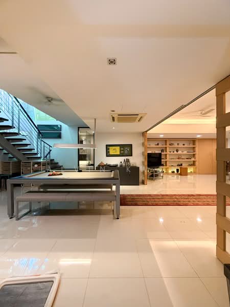 Wareham Road, , 6 Bedrooms, 8,000 sqft, Detached House For Sale, by Alvin Kwan, 500154635 - Basement - Entertainment - PropertyGuru.com.sg