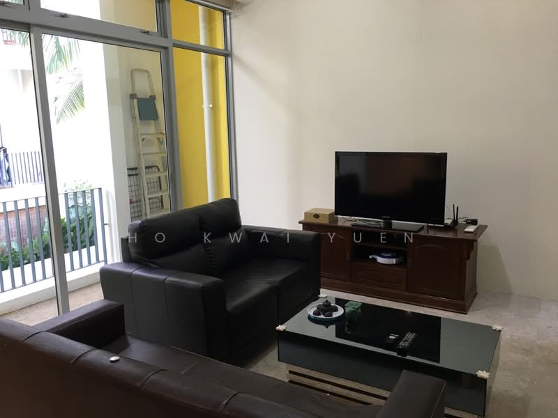 Lighthouse, 161 Jalan Loyang Besar, Changi Airport / Changi Village, 2 Bedrooms, 1,206 sqft, Condominium For Sale, by Ho Kwai Yuen, 500154642 - Living Room - PropertyGuru.com.sg