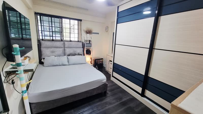 687 Hougang Street 61, 687 Hougang Street 61, 3 Bedrooms, 915 sqft, HDB Flat For Sale, by Khai ., 500154653 - Bedroom - PropertyGuru.com.sg