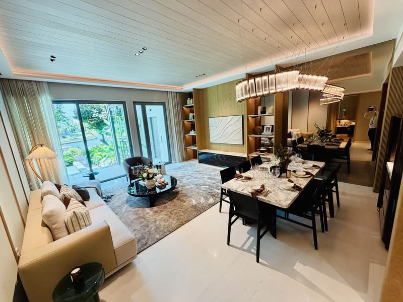 The Residences at W Sentosa Cove, 9 Ocean Way, 4 Bedrooms, 2,465 sqft, Condominium For Sale, by Murphy Lee, 500154655 - Living Room - PropertyGuru.com.sg