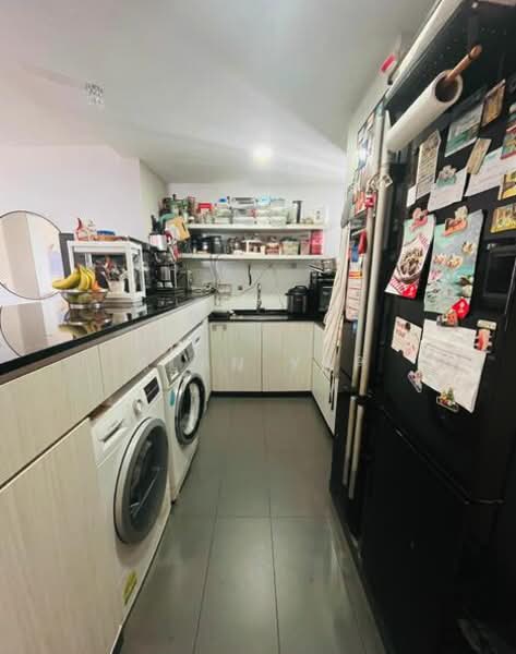 Riverparc Residence, 90 Punggol Drive, 3 Bedrooms, 1,981 sqft, Executive Condominium For Rent, by Alan Yap, 500154660 - Kitchen - PropertyGuru.com.sg