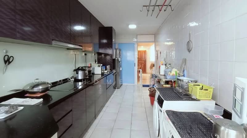 242 Serangoon Avenue 3, 242 Serangoon Avenue 3, 3 Bedrooms, 1,109 sqft, HDB Flat For Sale, by Jayden Saravannan, 500154665 - Kitchen - PropertyGuru.com.sg