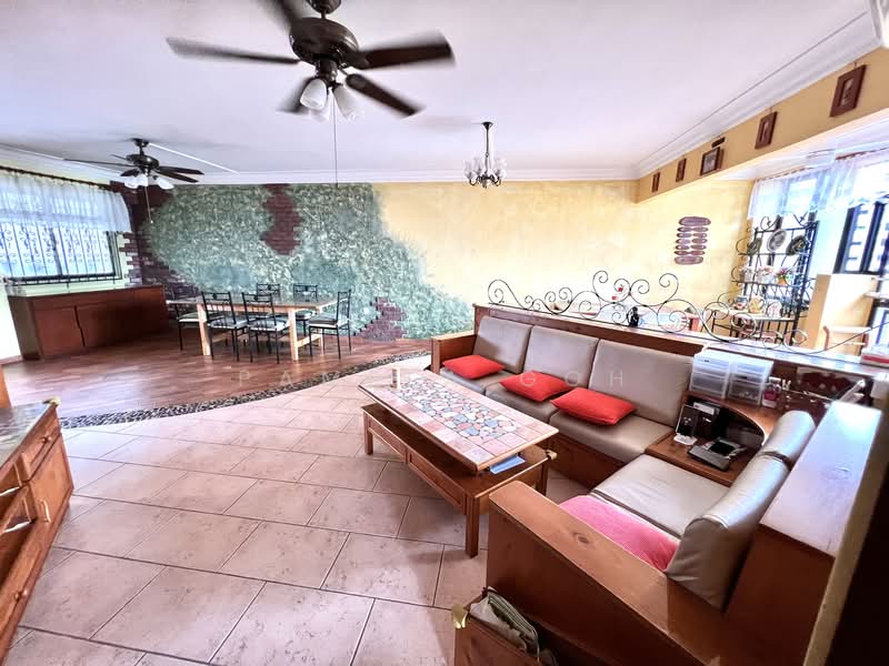 236 Compassvale Walk, 236 Compassvale Walk, 3 Bedrooms, 1,323 sqft, HDB Flat For Sale, by Pamela Goh, 500154666 - Living Room - PropertyGuru.com.sg
