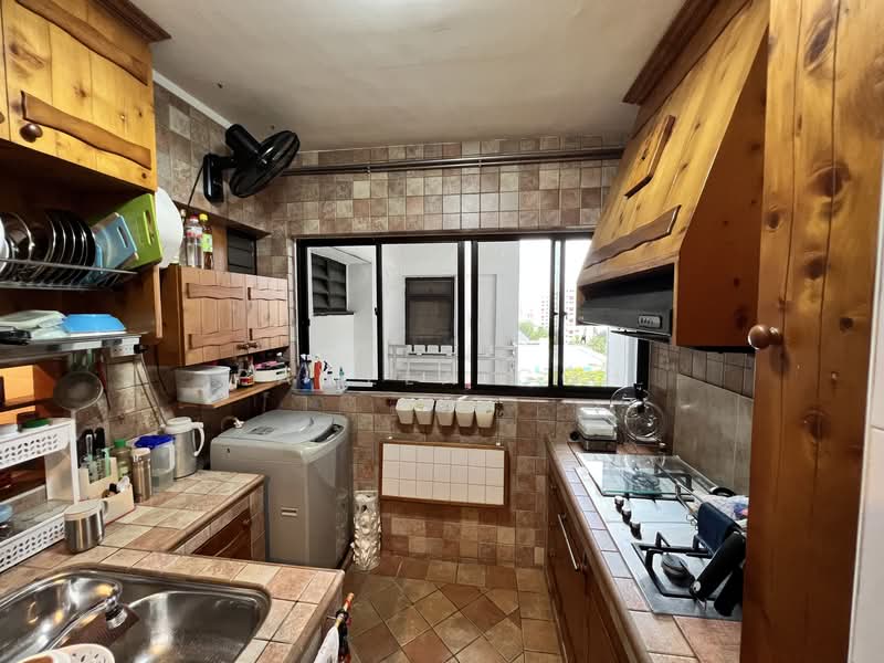 236 Compassvale Walk, 236 Compassvale Walk, 3 Bedrooms, 1,323 sqft, HDB Flat For Sale, by Pamela Goh, 500154666 - Kitchen - PropertyGuru.com.sg