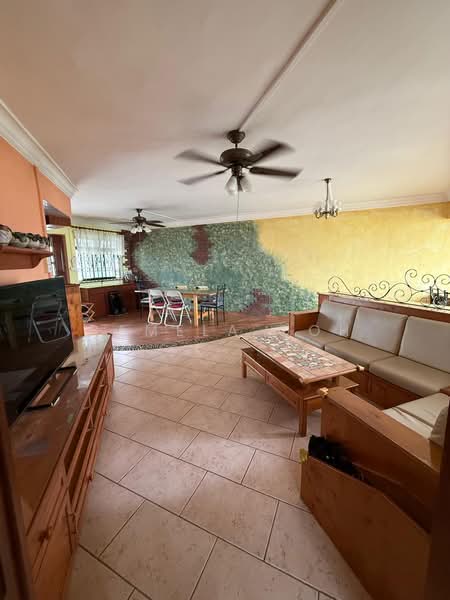 236 Compassvale Walk, 236 Compassvale Walk, 3 Bedrooms, 1,323 sqft, HDB Flat For Sale, by Pamela Goh, 500154666 - Living Room - PropertyGuru.com.sg