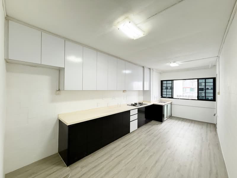 137 Lorong Ah Soo, 137 Lorong Ah Soo, 3 Bedrooms, 1,119 sqft, HDB Flat For Sale, by Gary Seah Zhang Feng, 500154681 - Kitchen - PropertyGuru.com.sg