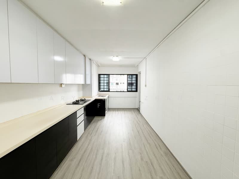 137 Lorong Ah Soo, 137 Lorong Ah Soo, 3 Bedrooms, 1,119 sqft, HDB Flat For Sale, by Gary Seah Zhang Feng, 500154681 - Kitchen - PropertyGuru.com.sg