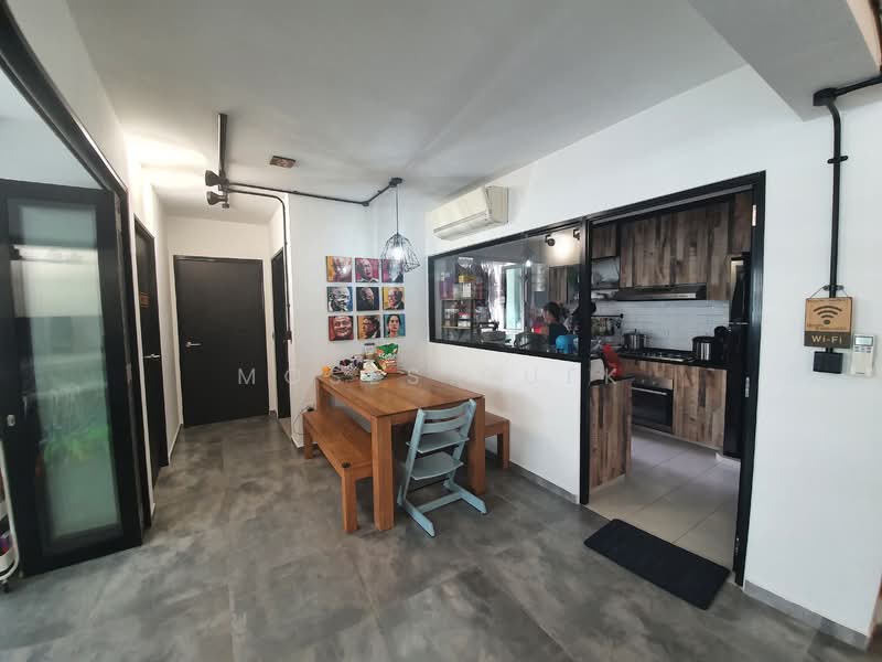 154B Bedok South Road, 154B Bedok South Road, 3 Bedrooms, 1,001 sqft, HDB Flat For Sale, by Moses Quek, 500154685 - Dining Room - PropertyGuru.com.sg