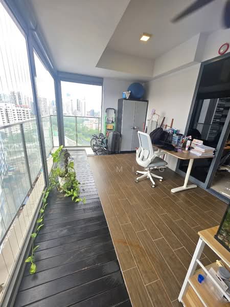 Cityscape at Farrer Park, 101 Mergui Road, 3 Bedrooms, 1,119 sqft, Condominium For Sale, by Ooh Ming, 500154686 - Balcony - PropertyGuru.com.sg