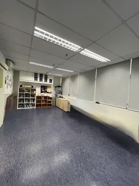 Wcega Tower, 21 Bukit Batok Crescent, 969 sqft, Light Industrial (B1) For Rent, by Yumei Huang, 500154697 - Interior - CommercialGuru.com.sg
