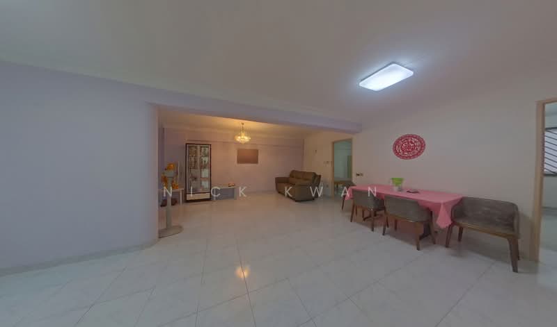 942 Jurong West Street 91, 942 Jurong West Street 91, 3 Bedrooms, 1,421 sqft, HDB Flat For Sale, by Nick Kwan, 500154702 - Living/Dining - PropertyGuru.com.sg