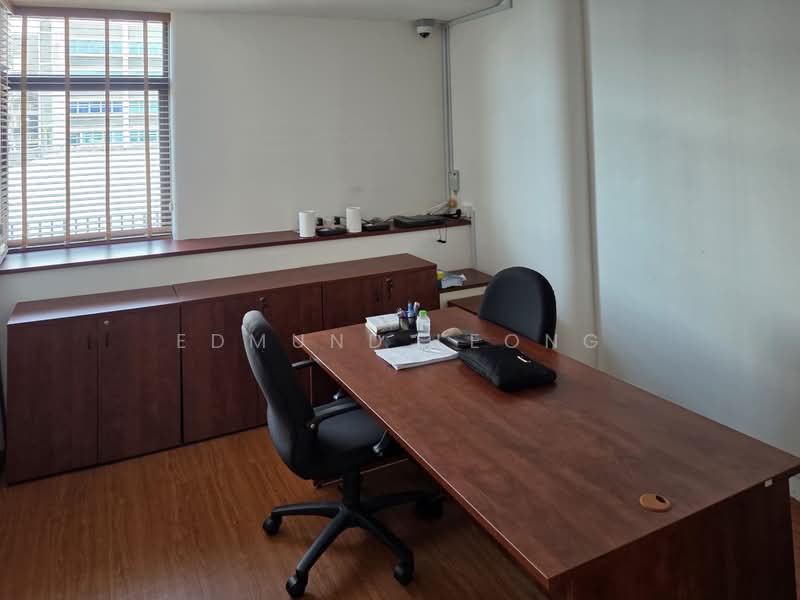 Vertex, 33 Ubi Avenue 3, 1,830 sqft, Light Industrial (B1) For Sale, by Edmund Leong, 500154703 - Study - CommercialGuru.com.sg