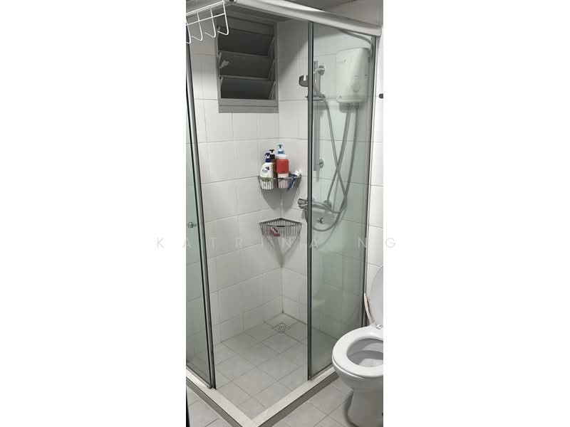 424C Yishun Avenue 11, 424C Yishun Avenue 11, Room Rental, 120 sqft, HDB Flat For Rent, by Katrina Ng, 500154704 - Bathroom - PropertyGuru.com.sg