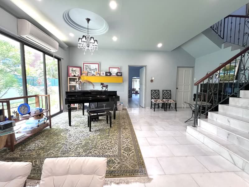 Pasir Ris Beach Park, 28 Pasir Ris Avenue, 4 Bedrooms, 5,000 sqft, Semi-Detached House For Rent, by Jonathan Tan, 500154712 - Living Room - PropertyGuru.com.sg