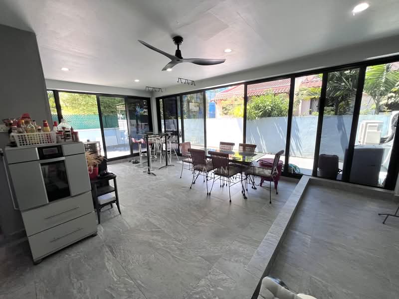 Pasir Ris Beach Park, 28 Pasir Ris Avenue, 4 Bedrooms, 5,000 sqft, Semi-Detached House For Rent, by Jonathan Tan, 500154712 - Dining Room - PropertyGuru.com.sg