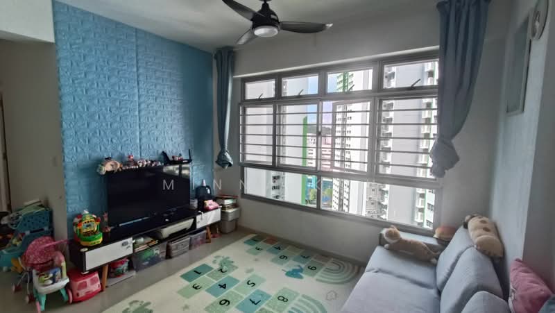 185C Marsiling Greenview, 185C Woodlands Street 13, 2 Bedrooms, 732 sqft, HDB Flat For Sale, by Minna Koh, 500154715 - Living Room - PropertyGuru.com.sg