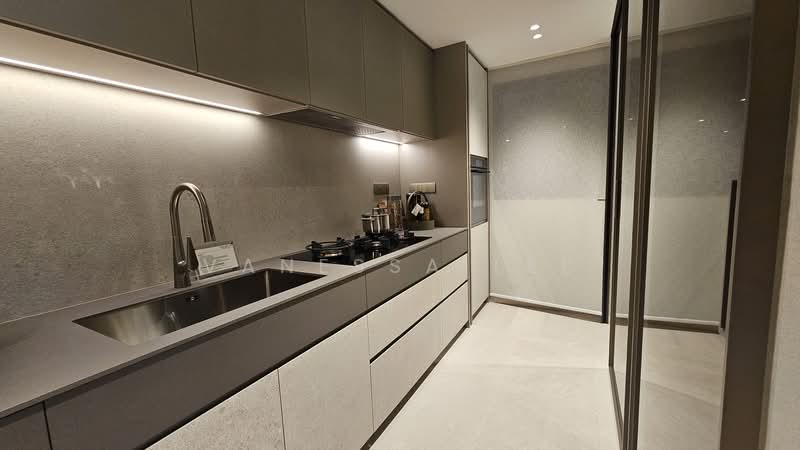Union Square Residences, 28 Havelock Road,, 4 Bedrooms, 1,518 sqft, Condominium For Sale, by Vanessa Lee, 500154734 - Kitchen - PropertyGuru.com.sg