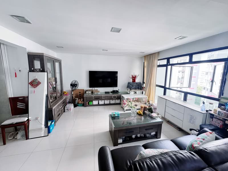 656B Jurong West Street 61, 656B Jurong West Street 61, 4 Bedrooms, 1,431 sqft, HDB Flat For Sale, by Mark Yeo (杨复中), 500154748 - Living Room - PropertyGuru.com.sg