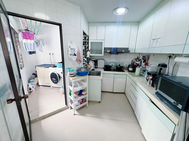 656B Jurong West Street 61, 656B Jurong West Street 61, 4 Bedrooms, 1,431 sqft, HDB Flat For Sale, by Mark Yeo (杨复中), 500154748 - Kitchen - PropertyGuru.com.sg