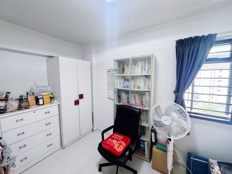 656B Jurong West Street 61, 656B Jurong West Street 61, 4 Bedrooms, 1,431 sqft, HDB Flat For Sale, by Mark Yeo (杨复中), 500154748 - Common Bedroom 3 - PropertyGuru.com.sg