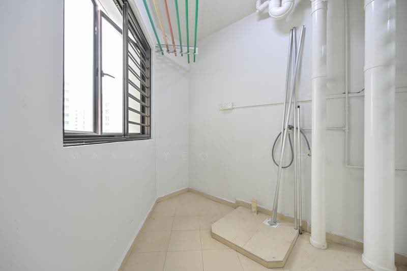 656B Jurong West Street 61, 656B Jurong West Street 61, Boon Lay / Jurong / Tuas, 4 Bedrooms, 1,431 sqft, HDB Flat For Sale, by Mark Yeo (杨复中), 500154748 - Service Yard - PropertyGuru.com.sg