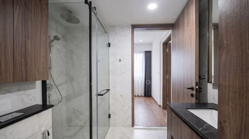 Sceneca Residence, Tanah Merah Kechil Link, 2 Bedrooms, 753 sqft, Condominium For Sale, by Jay Ng, 500154753 - Common Bathroom - PropertyGuru.com.sg