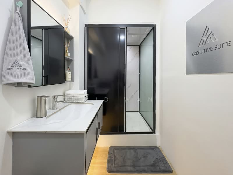 Ubi ave 4, Ubi Ave 4, Eunos / Geylang / Paya Lebar, 2,000 sqft, Factory / Workshop (B2) For Rent, by David Wang, 500154754 - Bathroom - CommercialGuru.com.sg